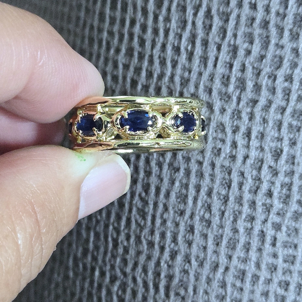 Zeyzey Gold💛 Double✌️ Band with Blue💙 Crystals💎 Ring💍 - NWT - Picture 7 of 16